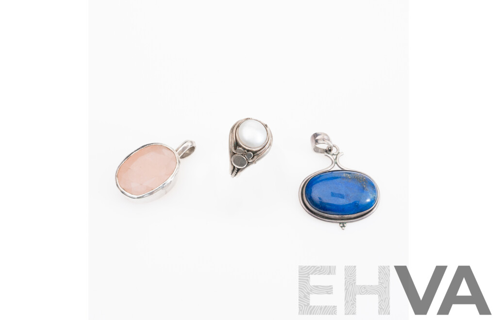 Sterling Silver Lapis Lazuli Cabochon Pendant, Rose Quartz Pendant and FW Button Pearl Ring, 42.34 Grams