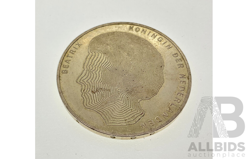 Netherlands 1990 Silver Fifty Gulden Coin, Queen Beatrix .925