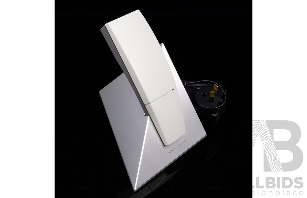 Retro Bang & Olufsen BeoCom 6000 Pyramid Telephone