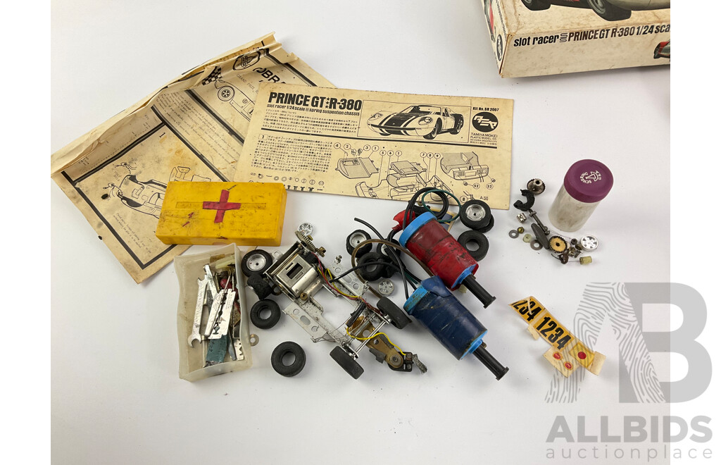 Rare Tamiya Prince GTR-380 1/24 Scale Slot Car with 1960's Formular One and Spare Chassis, Includes Vintage Hand Controllers, Spare Crown Gears, Wheels Etc