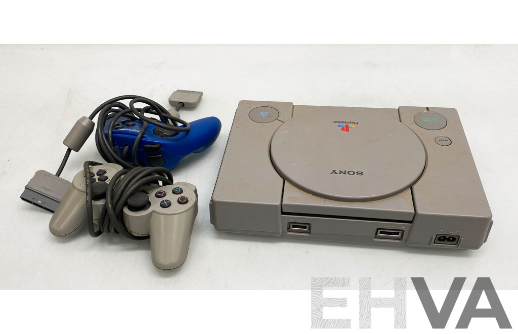 Sony (SCPH-9002) Playstation 1 Games Console W/ Controllers
