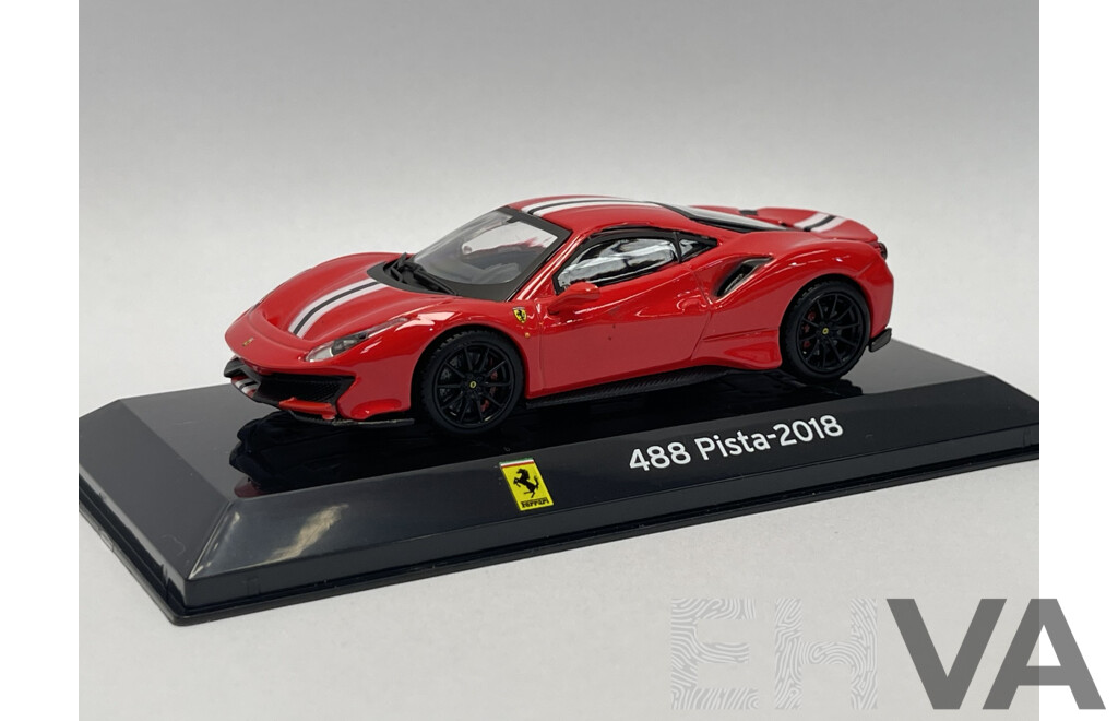 Altaya 2018 Ferrari 488 Pista Rosso Corsa Red W Stripe in Display Case 1:43 Scale Model Car
