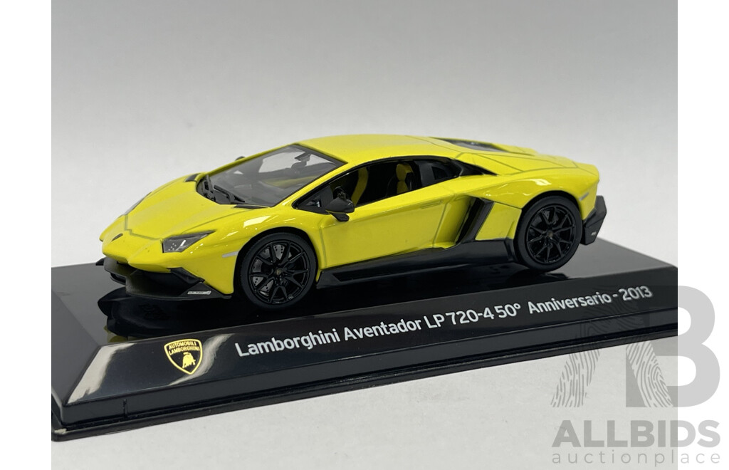 Altaya 2013 Lamborghini Aventador LP720-4 50 Anniversario Yellow in Display Case 1:43 Scale Model Car