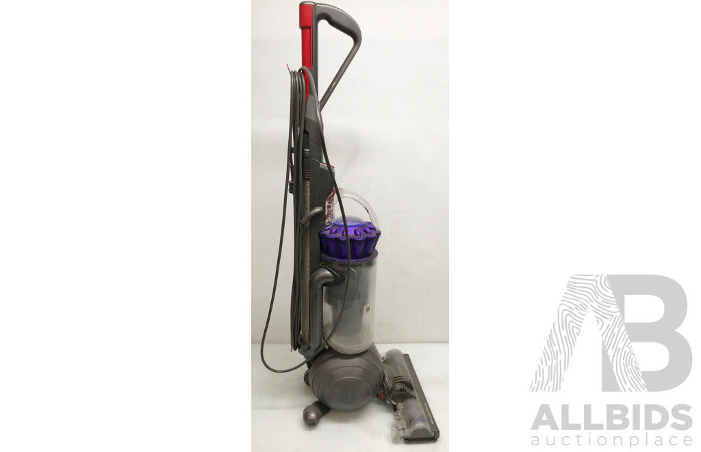Dyson (DC65) Upright Vacuum Cleaner with Extra Attachments