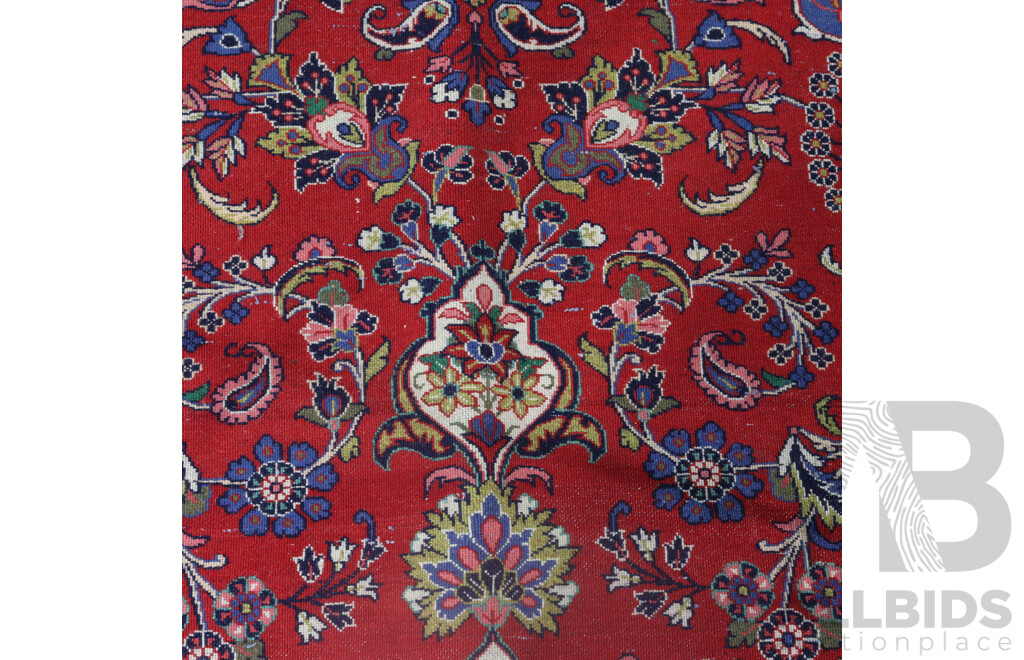 Large Hand Knotted Persian Wool Kashan Main Carpet with Bright Colours and Traditional Design