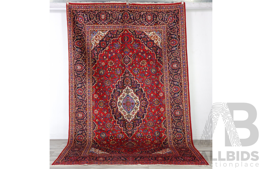 Very Large Hand Knotted Wool Persian Kashan Main Carpet