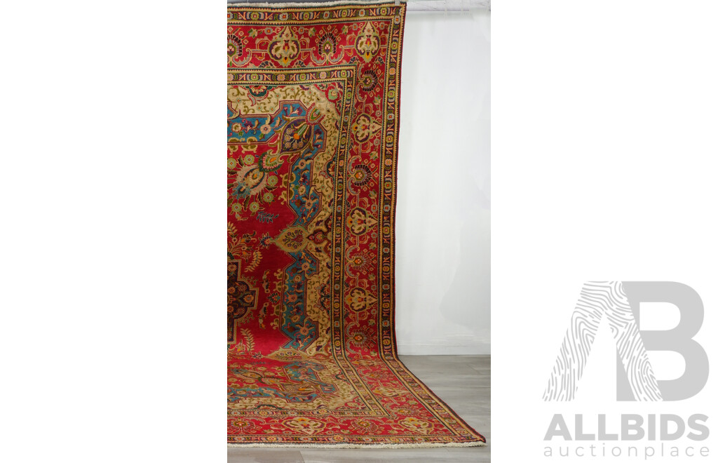 Very Large Hand Knotted Wool Classic Persian Main Carpet with Palmette Border