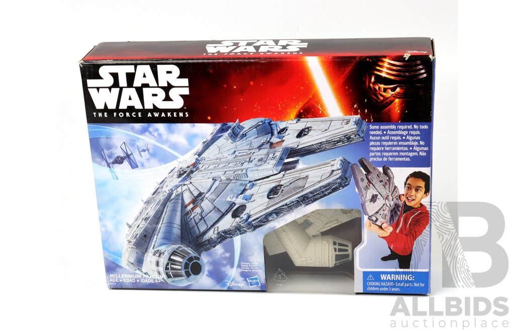 Star Wars the Force Awakens, Millenium Falcon Set, Sealed in Box by Disney Hasbro