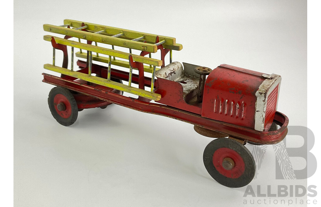 Vintage Kingsbury Toys Pressed Steel Fire Truck with Clockwork Motor and Bell, Made in USA