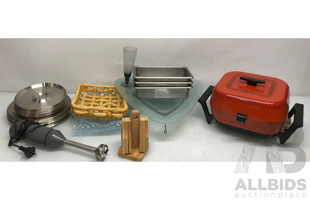 Assorted Lot of Catering/Restaurant/Kitchen Items