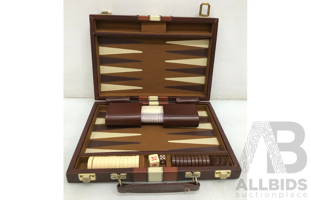 Backgammon Set in Faux Leather Briefcase