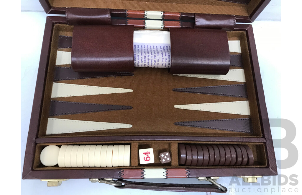 Backgammon Set in Faux Leather Briefcase