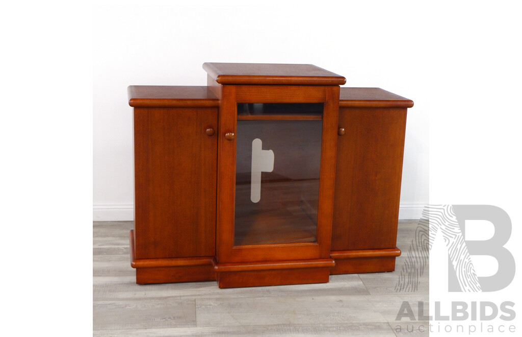 Hardwood Lounge Cabinet
