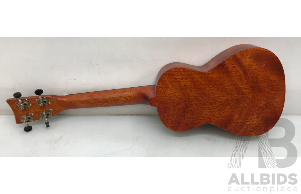 Ashton Mahogany Ukulele