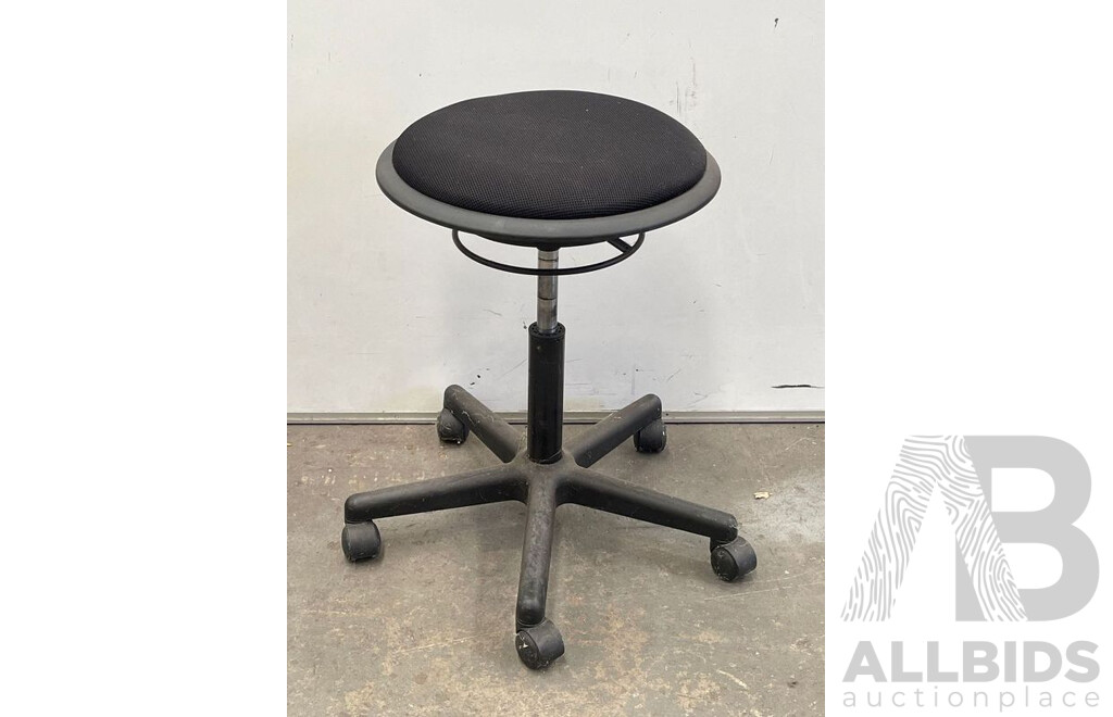 Height Adjustable Padded Stool