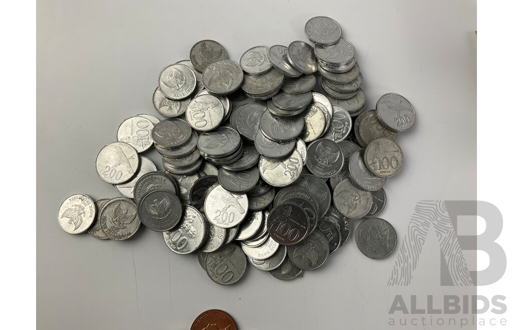 Collection of International Coins and Notes Including USA, Thailand, Hong Kong, United Kingdom, Canada and Indonsia - Approximately 1.5 Kilograms