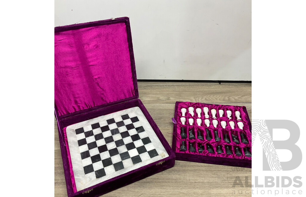 Marbel Chess Set & Board 12x12 Inch in Case