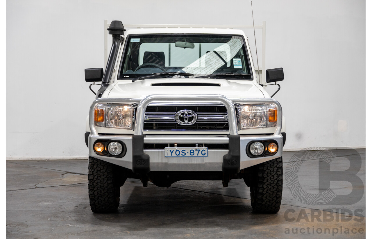 4/2015 Toyota Landcruiser GXL (4x4) VDJ79R 2d C/Chas White Turbo Diesel V8 4.5L