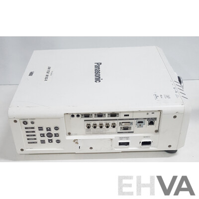 Panasonic (PT-DW750) WXGA DLP Projector