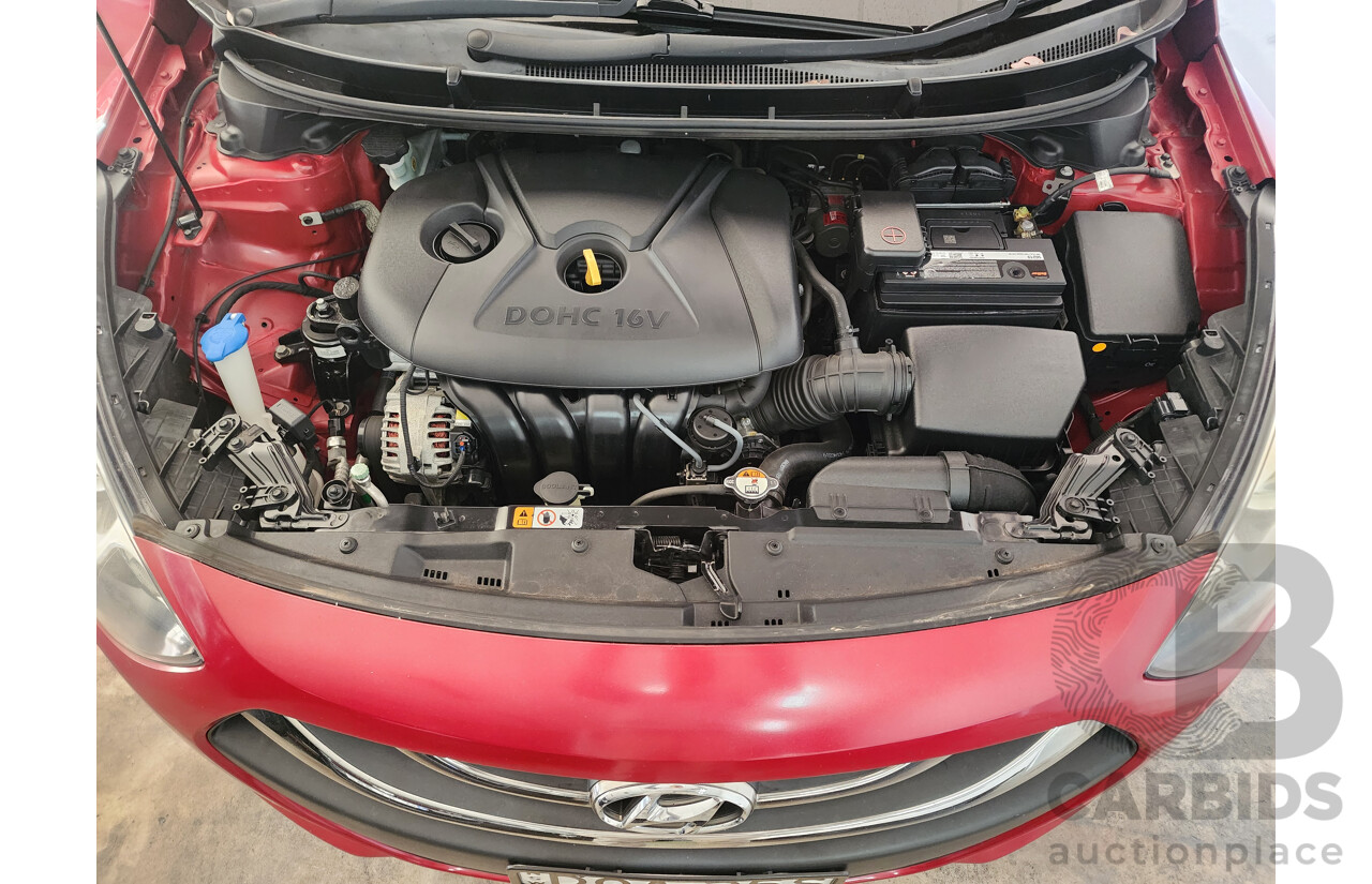 06/2014 Hyundai I30 SE FWD GD MY14 5D Hatchback Red 1.8L