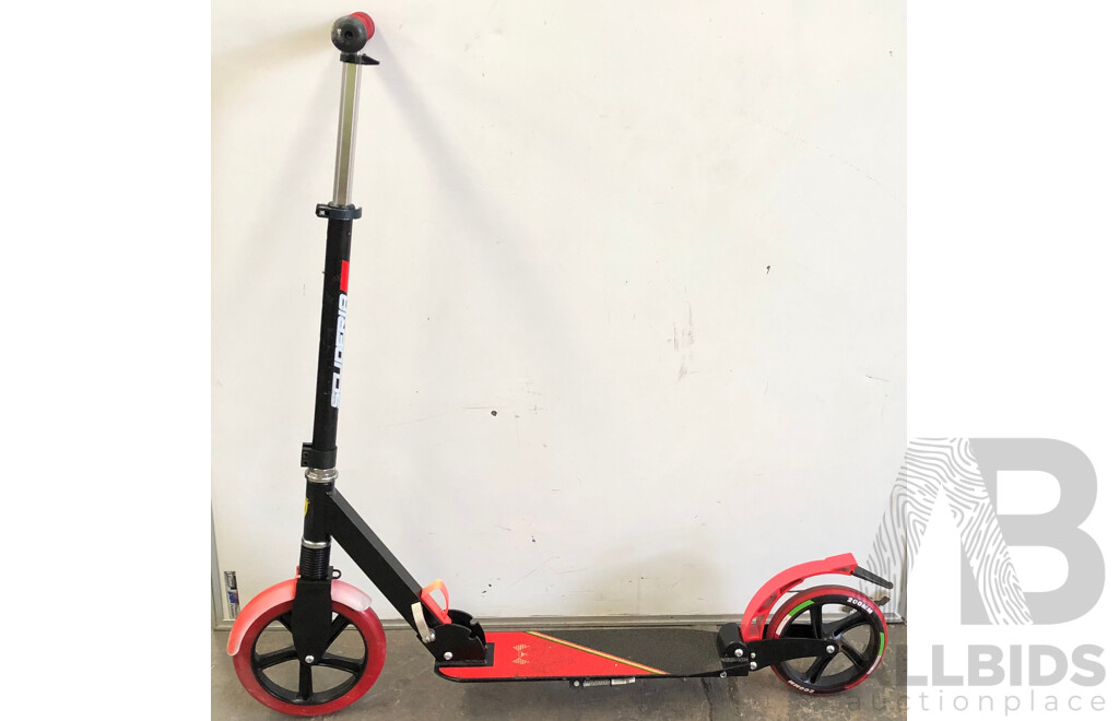 Mesuca Ferrari Kick Scooter