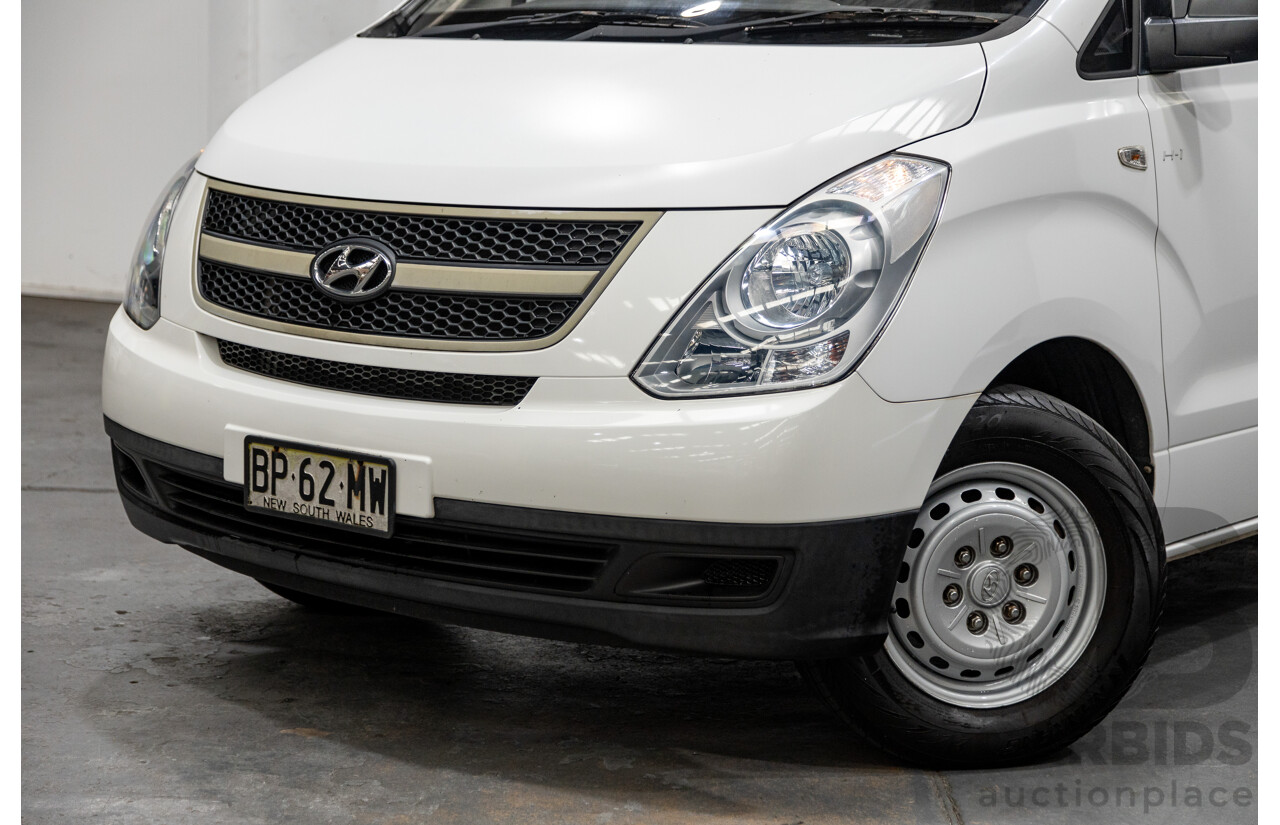 5/2012 Hyundai Iload TQ MY11 4d Van White 2.4L