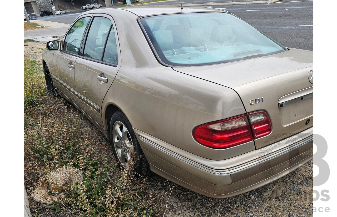 4/2002 Mercedes-Benz E270 CDI Elegance W210 4d Sedan Beige 2.7L