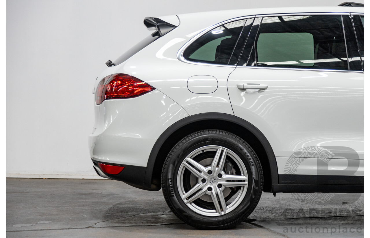 7/2012 Porsche Cayenne Diesel Series 2 (AWD) 92A MY12 4d Wagon White Turbo Diesel V6 3.0L