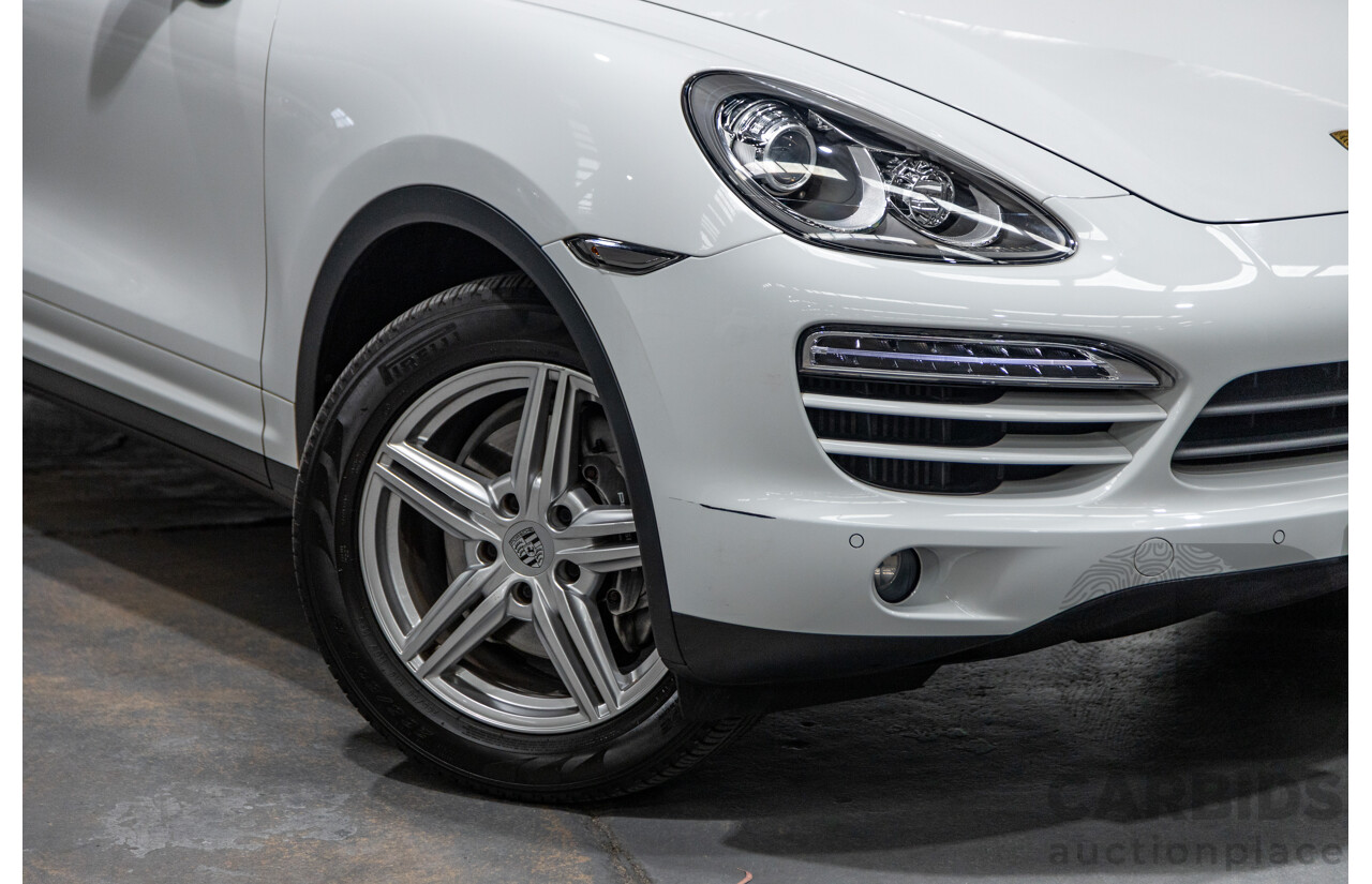 7/2012 Porsche Cayenne Diesel Series 2 (AWD) 92A MY12 4d Wagon White Turbo Diesel V6 3.0L