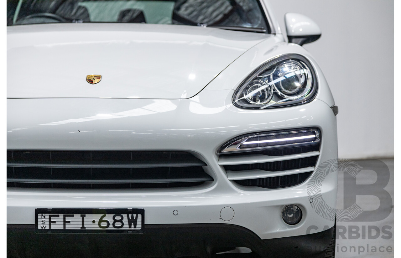 7/2012 Porsche Cayenne Diesel Series 2 (AWD) 92A MY12 4d Wagon White Turbo Diesel V6 3.0L