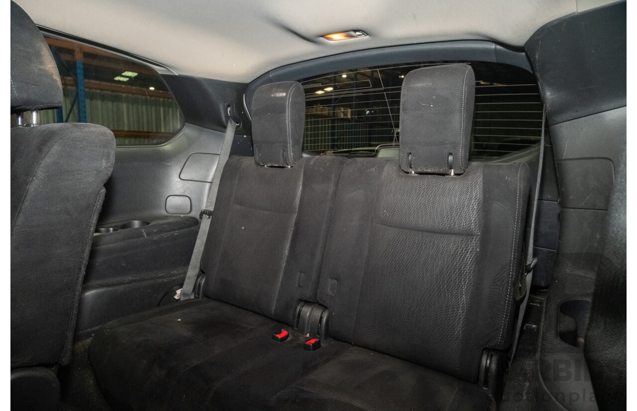 7/2015 Nissan Pathfinder ST R52 4d Wagon Metallic Silver V6 3.5L - 7 Seater
