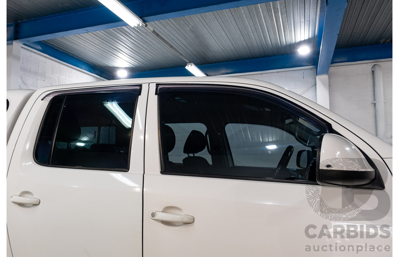 2/2013 Volkswagen Amarok Tdi400 Trendline (4x4) 2H MY13 Dual Cab Utility White 2.0L