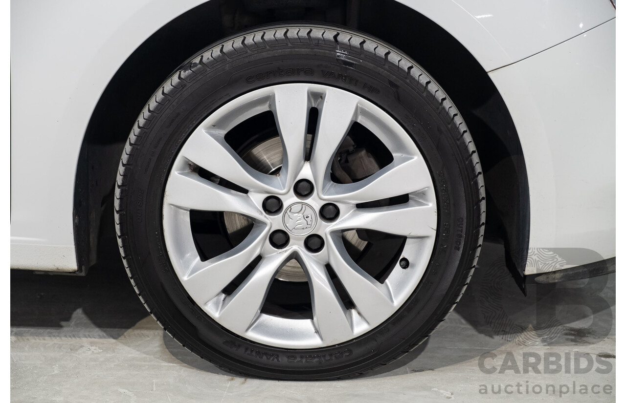 9/2015 Holden Cruze Equipe JH MY15 4d Sedan White 1.8L