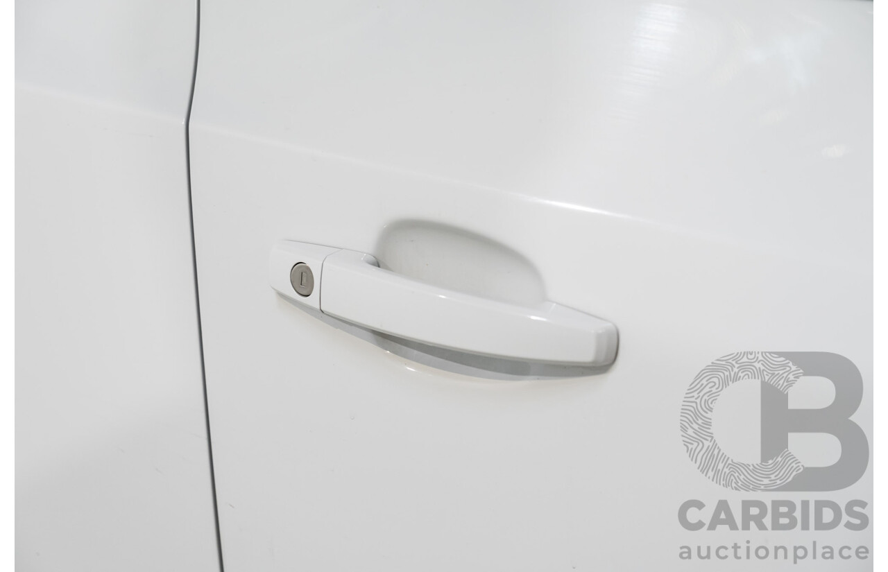 9/2015 Holden Cruze Equipe JH MY15 4d Sedan White 1.8L