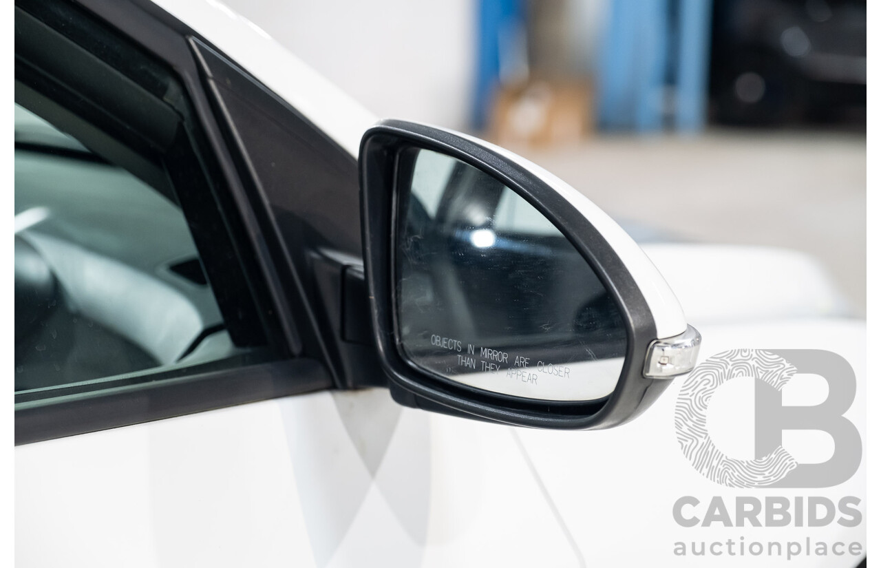 9/2015 Holden Cruze Equipe JH MY15 4d Sedan White 1.8L
