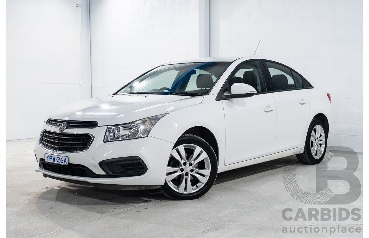 9/2015 Holden Cruze Equipe JH MY15 4d Sedan White 1.8L