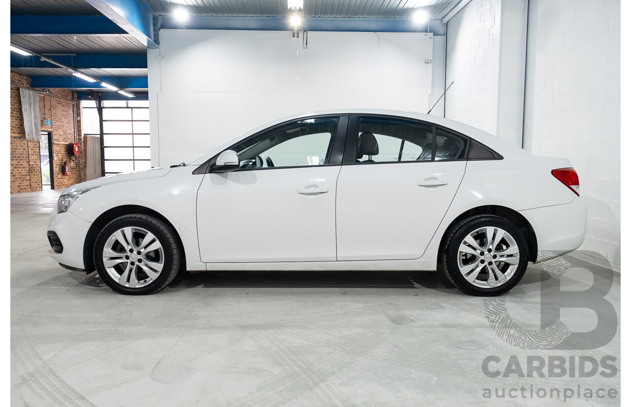 9/2015 Holden Cruze Equipe JH MY15 4d Sedan White 1.8L
