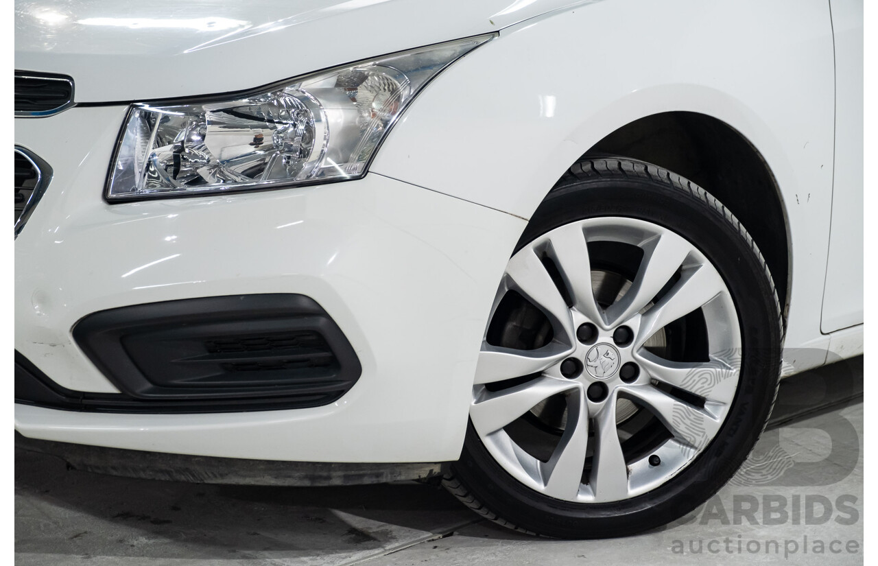 9/2015 Holden Cruze Equipe JH MY15 4d Sedan White 1.8L
