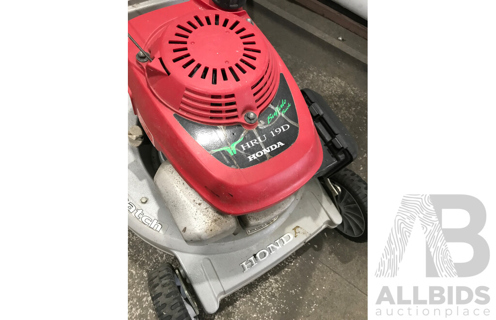 Honda (HRU-19D) Buffalo Buck Lawn Mower