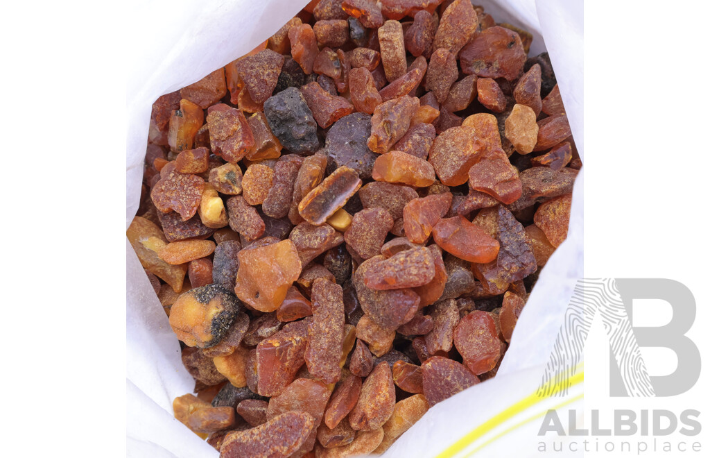 Amber Natural Small Pieces Bagged, Total Weight 496 Grams