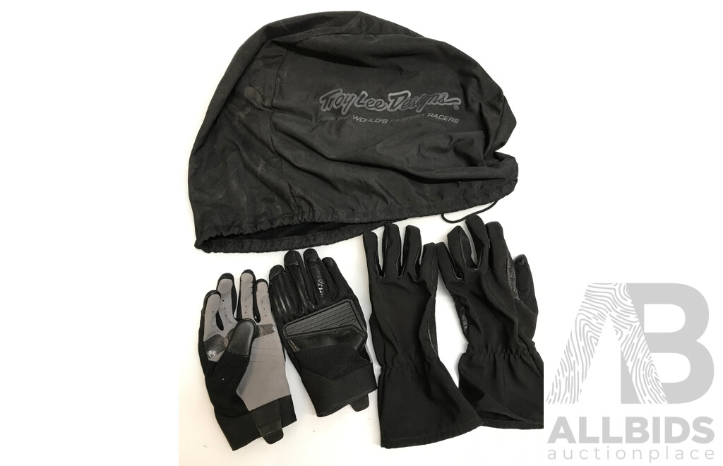 Bell RS-2 Tactical Motorcycle Helmet with 2 Pairs of Motorcycle Gloves