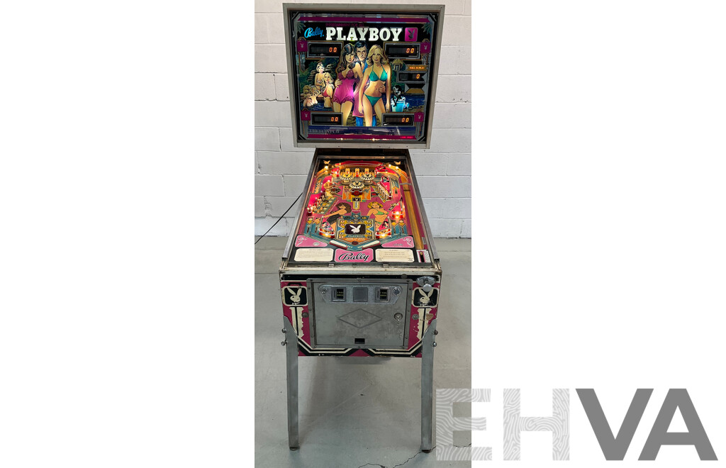 PLAYBOY Pinball Machine by Bally