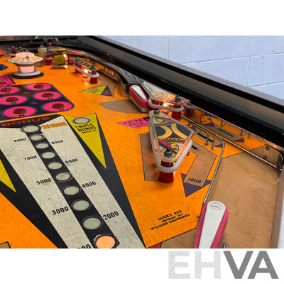 Lucky Ace Pinball Machine by Williams
