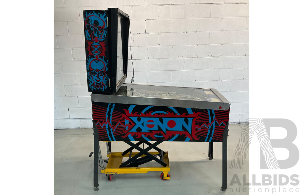 Xenon Pinball Machine by Bally