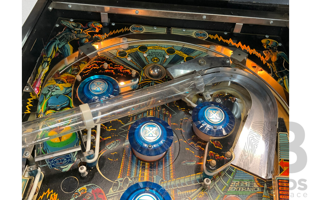 Xenon Pinball Machine by Bally
