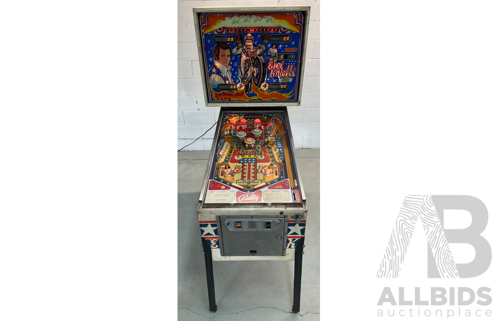 Evel Knievel Pinball Machine by Bally