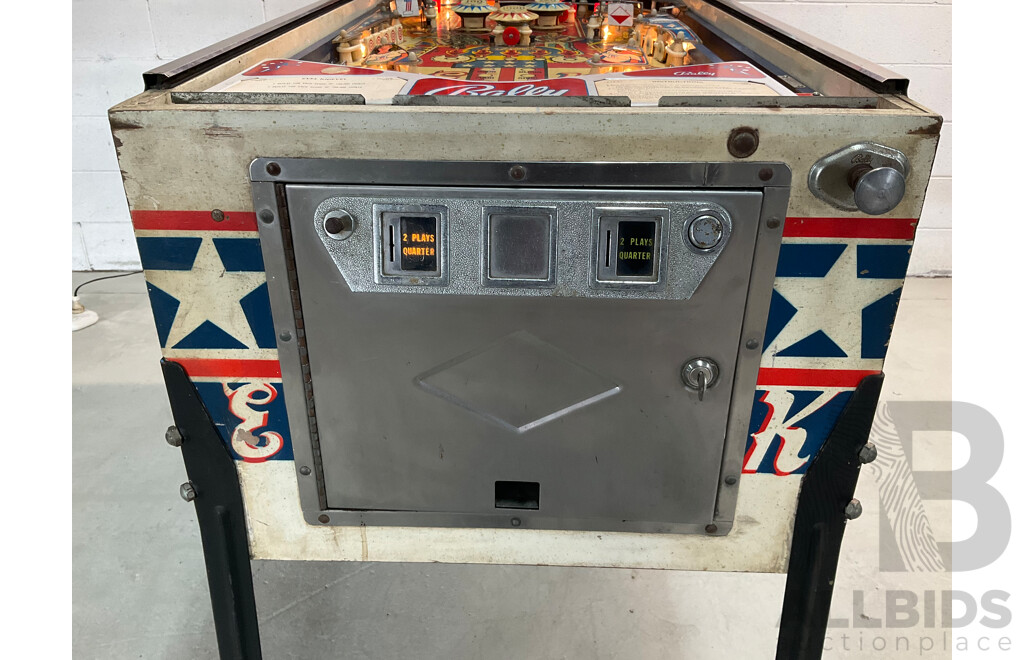 Evel Knievel Pinball Machine by Bally