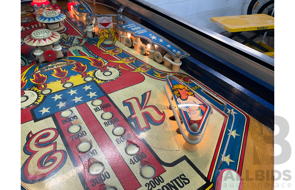 Evel Knievel Pinball Machine by Bally
