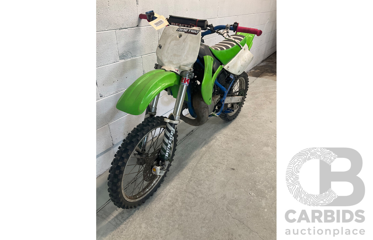 KAWASAKI KX85 Dirt Bike