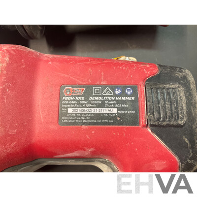 FULL BOAR 1050W 7kg SDS Max Demolition Hammer Kit - ORP $199.00